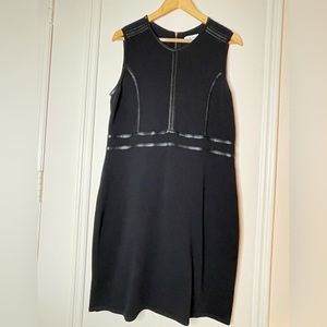 Size large stretchy HOT Calvin Klein Dress is 💜